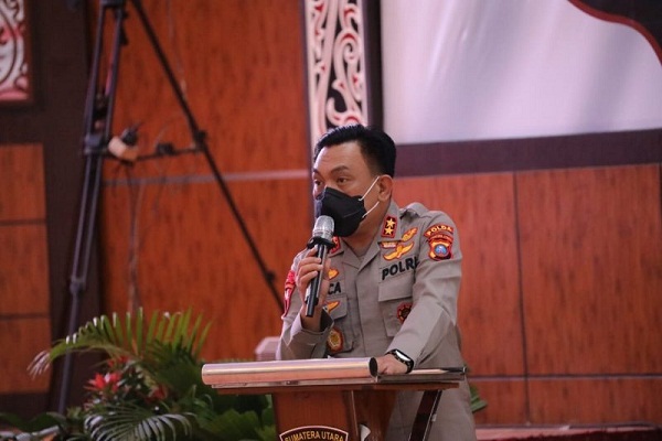 tingkatkan-pelayanan-polda-sumut-launching-layanan-call-center-110-