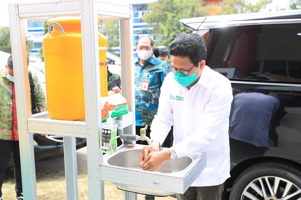 Gus Halim Ingatkan Warga Desa Waspadai Cuaca Dingin Bisa Turunkan Imun