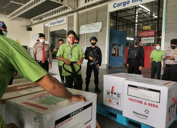 Polda Sumut Kawal Pendistribusian 100.000 Dosis Vaksin Sinovac