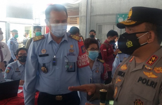Kapolda Sumatera Utara Irjen Pol RZ Panca Putra Simanjuntak dialog dengan Kakanwil Kemenkumham Sumut Imam Suyudi